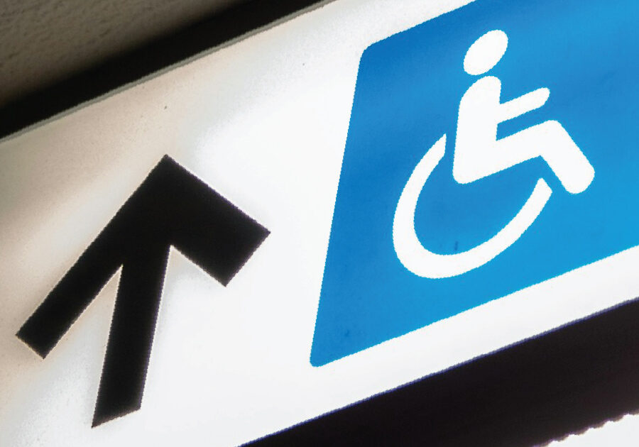 Photograph by Charles Deluvio (Unsplash)